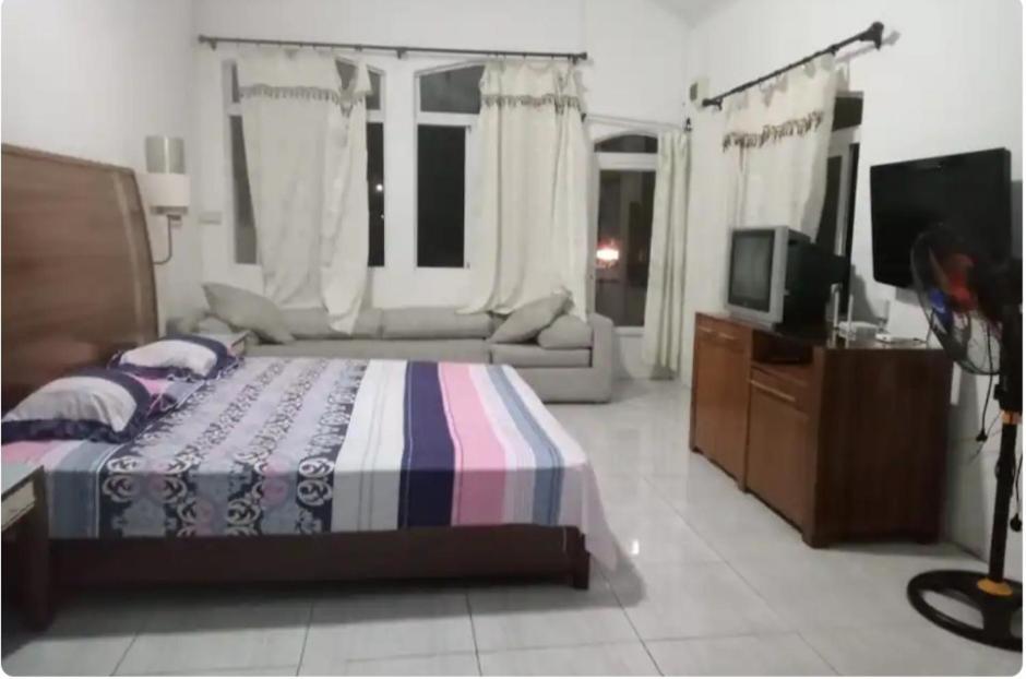 Cheerful 1 Bed Vacation Home With Tours & Facilities La Gaulette Exterior photo
